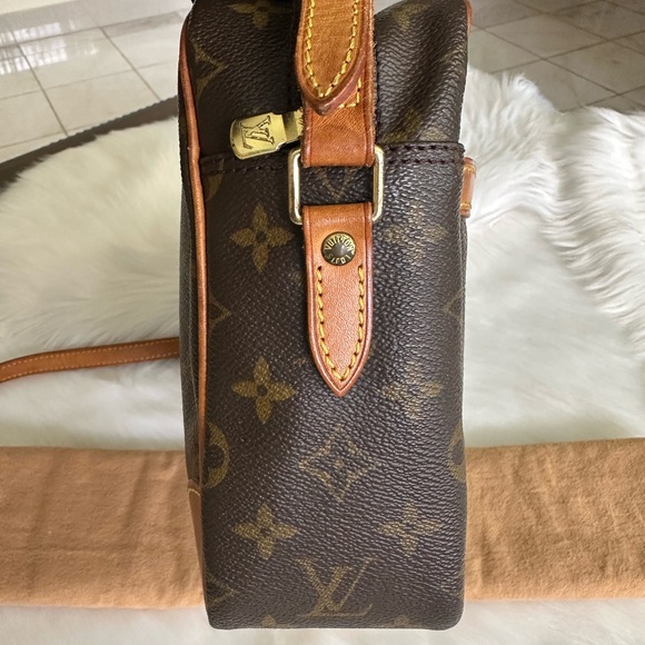 Stunning crossbody bag - Picture 6 of 16